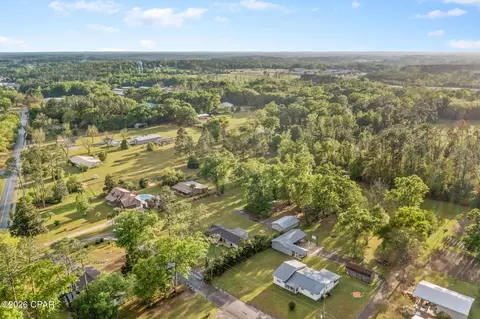 View/Area - 872 1st St, Chipley, FL 32428 photo 7 of 8