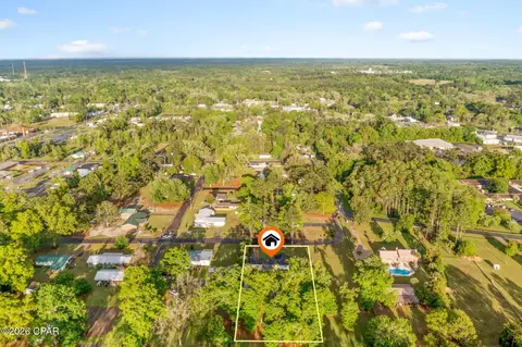 View/Area - 872 1st St, Chipley, FL 32428 photo 3 of 8