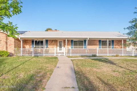 2806 Gordon St, Panama City, FL 32405