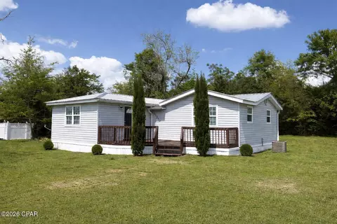15550 NW Broad St, Altha, FL 32421