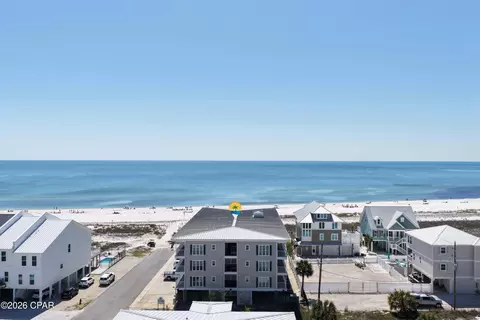 118 S 38th St #5, Mexico Beach, FL 32456