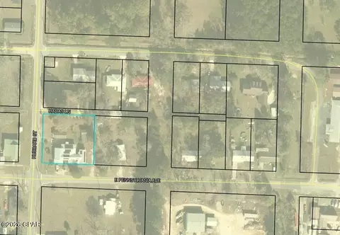 501 E Pennsylvania Ave, Bonifay, FL 32425
