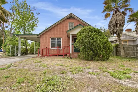 606 E 4th Ct, Panama City, FL 32401