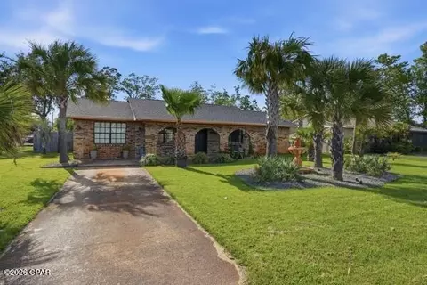 1520 Kentucky Ave, Lynn Haven, FL 32444