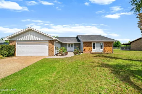 2912 Briarcliff Rd, Panama City, FL 32405
