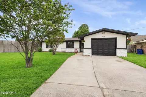 824 Jeremy Ln, Panama City, FL 32405