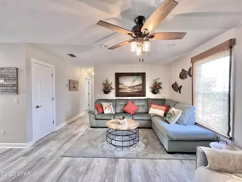 125 Bonita Cir, Panama City Beach, FL 32408