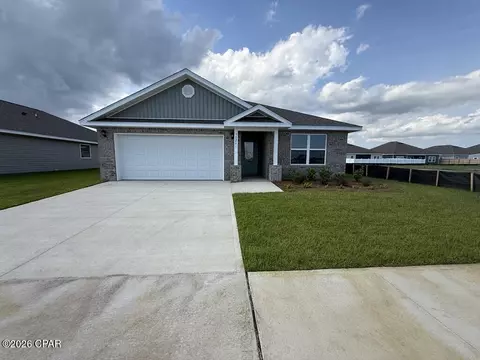 3126 Sawgrass St, Southport, FL 32409