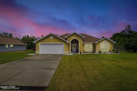 2207 Andrews Rd, Lynn Haven, FL 32444