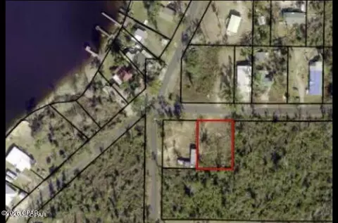 4742 Magnolia Ave, Youngstown, FL 32466