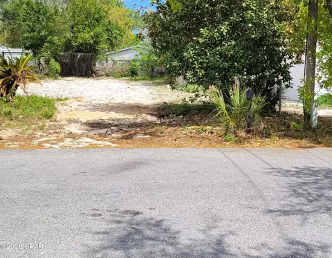 316 Hibiscus Dr, Panama City Beach, FL 32413