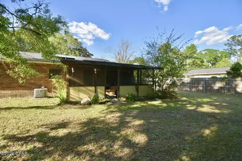 Exterior - 1395 Warren Ave, Chipley, FL 32428 photo 8 of 12