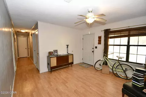 Entry Way - 1395 Warren Ave, Chipley, FL 32428 photo 1 of 1