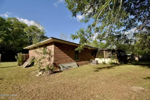 Exterior - 1395 Warren Ave, Chipley, FL 32428 photo 9 of 12