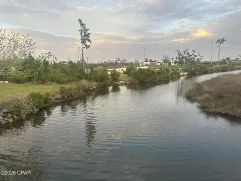 424 Viola Ave, Panama City, FL 32404