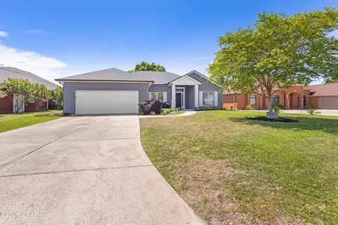 3308 Country Club Dr, Lynn Haven, FL 32444