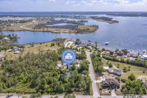 2511 Commander Rd, Southport, FL 32409