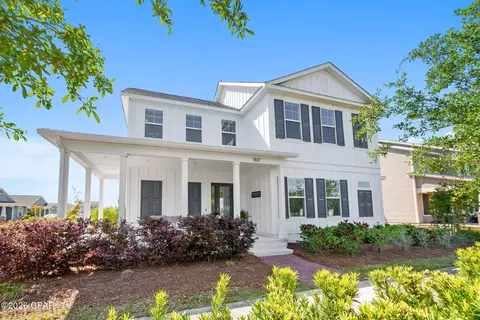1517 Sundew Ave, Panama City, FL 32405