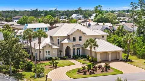 2007 N Harbour Dr, Lynn Haven, FL 32444