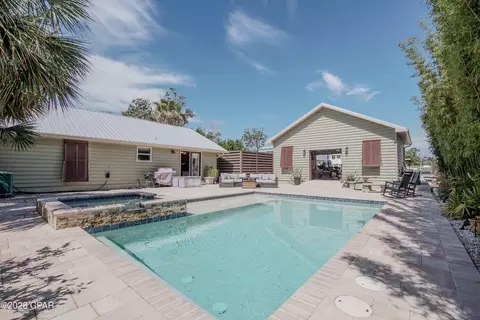 5706 Hilltop Ave, Panama City Beach, FL 32408