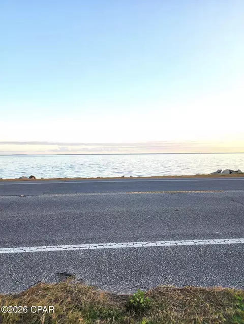 747 Us Highway 98 Hwy, East Point, FL 32328