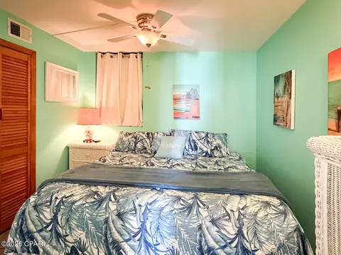 9850 S Thomas Dr #909E, Panama City, FL 32408
