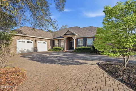 5106 Sacred Oak Dr, Panama City, FL 32404
