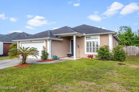 1715 Glencoe Dr, Lynn Haven, FL 32444