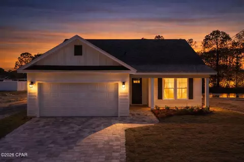 9019 Laird St, Panama City, FL 32408