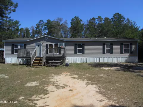 1906 Kingslee Dr, Southport, FL 32409