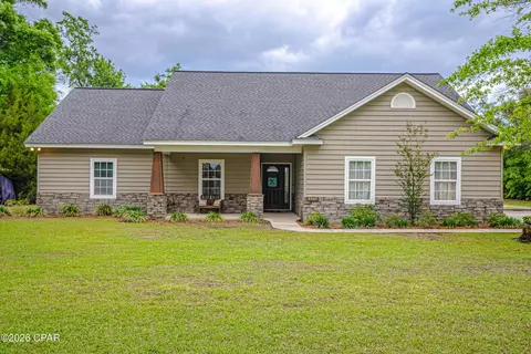 8904 Kingswood Rd, Southport, FL 32409