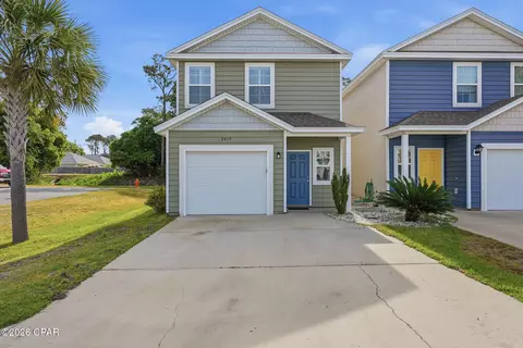 2415 Causeway Manor Ct, Panama City, FL 32408