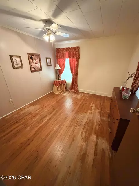 Bedroom - 5373 8th St, Malone, FL 32445 photo 3 of 3
