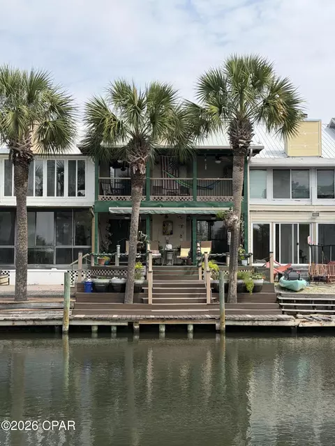 1227 Capri Dr, Panama City, FL 32405