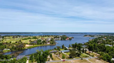 1803 E 9th St, Lynn Haven, FL 32444