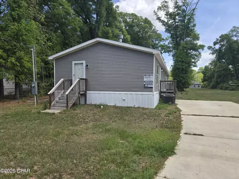 916 N Lloyd St, Crestview, FL 32536 photo 2
