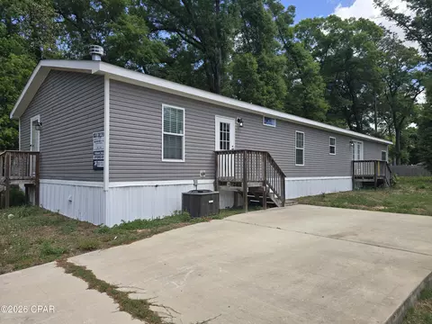 916 N Lloyd St, Crestview, FL 32536 photo 1