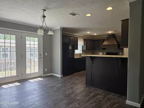 916 N Lloyd St, Crestview, FL 32536 photo 7