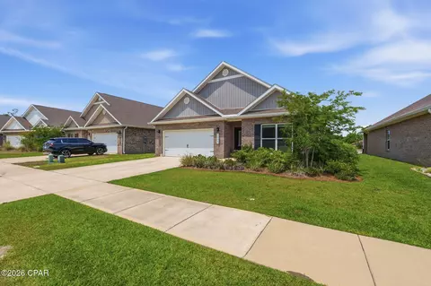 1257 Jack Jack Dr, Lynn Haven, FL 32444