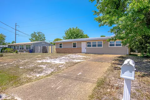 2608 W 21st St, Panama City, FL 32405
