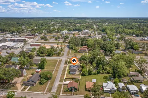 View/Area - 656 4th St, Chipley, FL 32428 photo 4 of 7