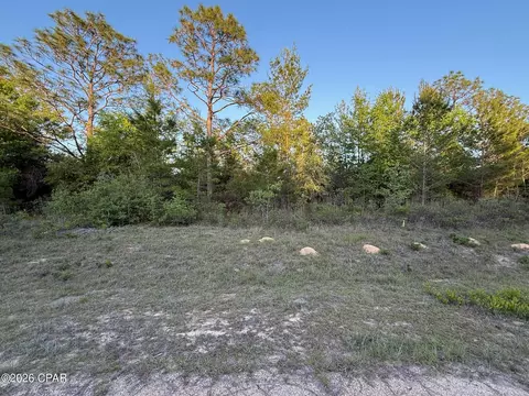 4131 Cambridge Dr, Chipley, FL 32428