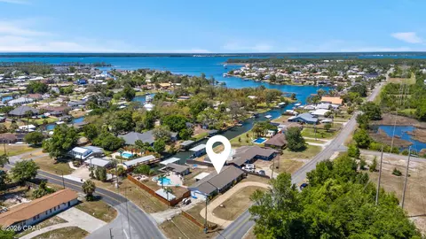 4423 Northshore Rd, Lynn Haven, FL 32444