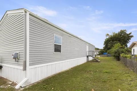 102 Sims Ave #1, Panama City, FL 32404
