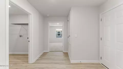 Entry Way - 2276 Walkerton Dr, Chipley, FL 32428 photo 4 of 4