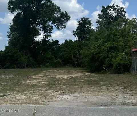 1020 Cypress Ave, Panama City, FL 32401
