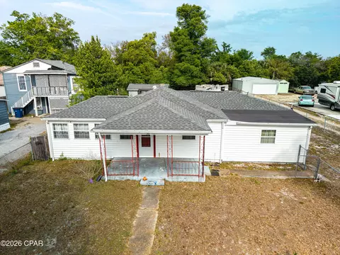 518 Maine Ave, Panama City, FL 32401