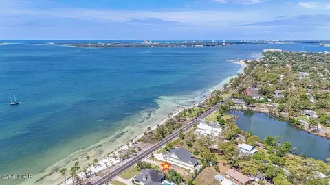 1248 W Beach Dr, Panama City, FL 32401