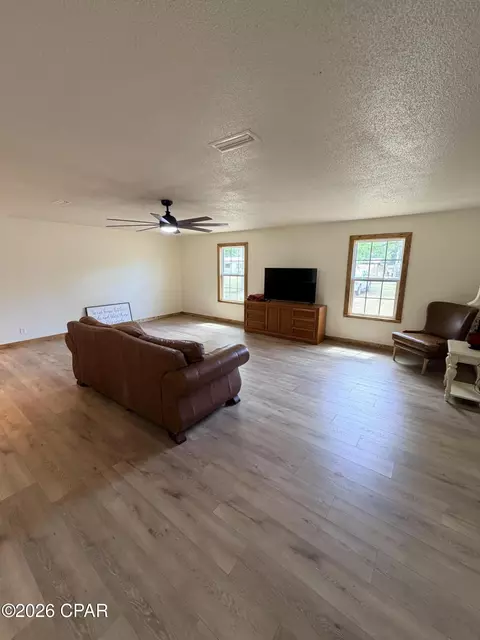 Living - 5455 11th St, Malone, FL 32445 photo 3 of 3