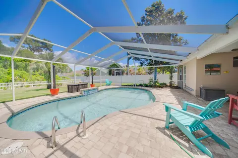 110 Bainbridge St, Panama City Beach, FL 32413